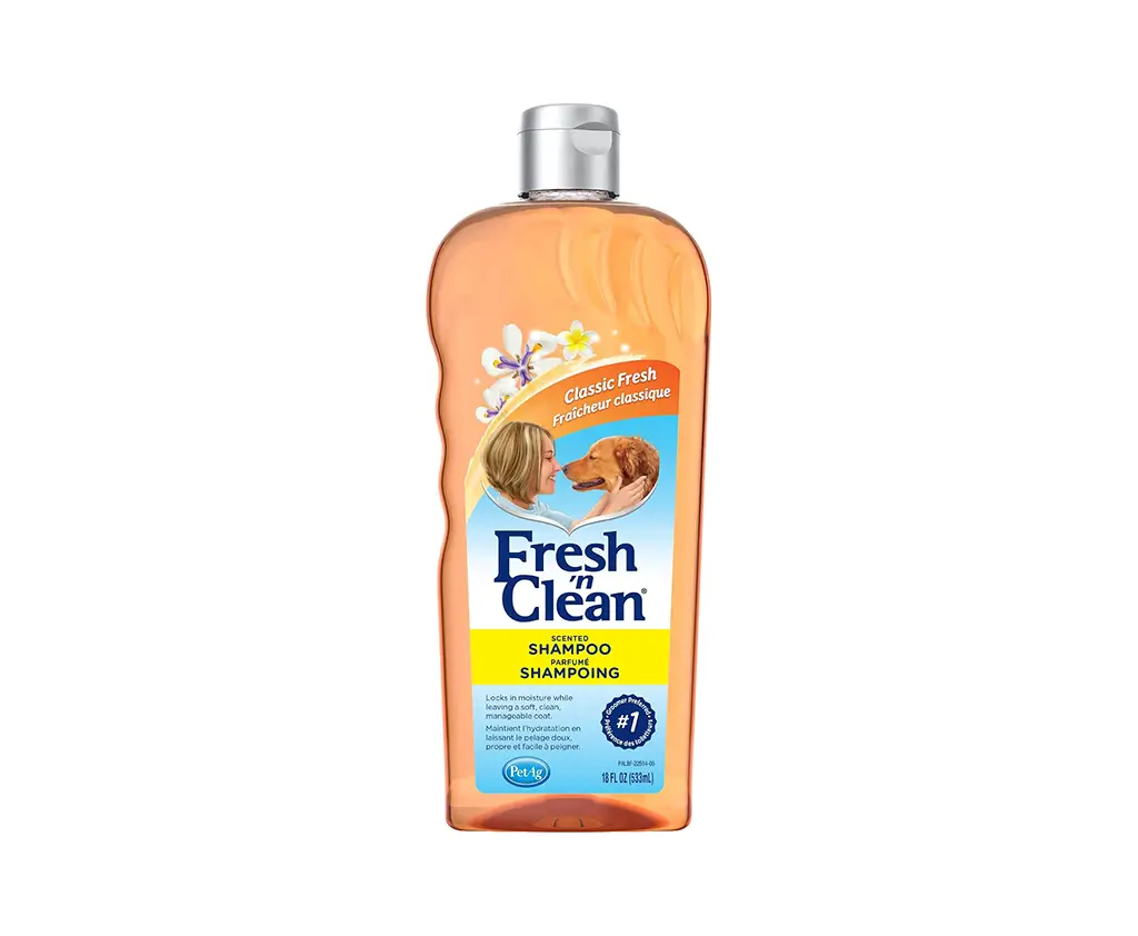 Pet-Ag Fresh ’n Clean Scented Shampoo, Classic Fresh Scent - 18 oz - Moisturizes with Vitamin E & Aloe Vera - Strengthens & Repairs Coats - Soap Free